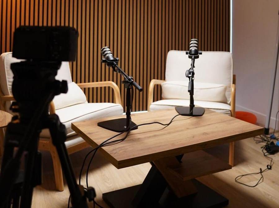 ACT, le podcast avec Éric Elmosnino